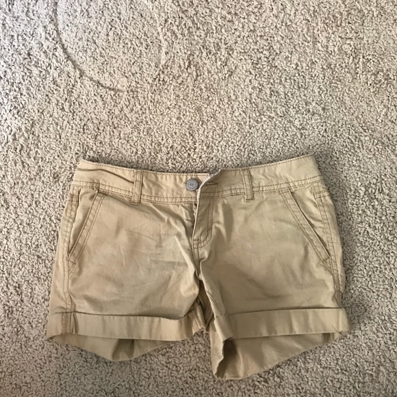 Khaki Jean Shorts - Picture 1 of 4